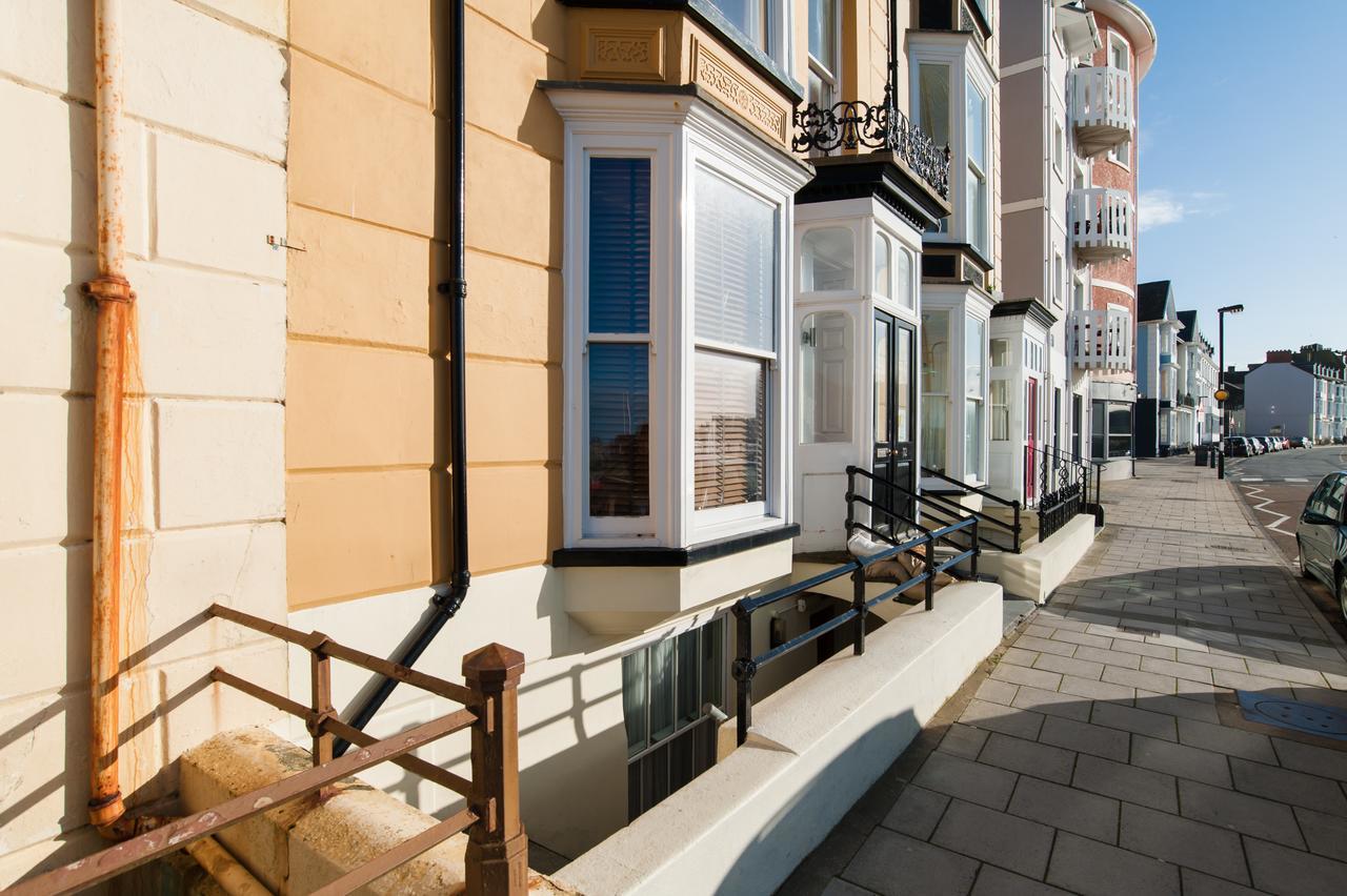 Cwtch Apartment By The Sea Aberystwyth Eksteriør billede